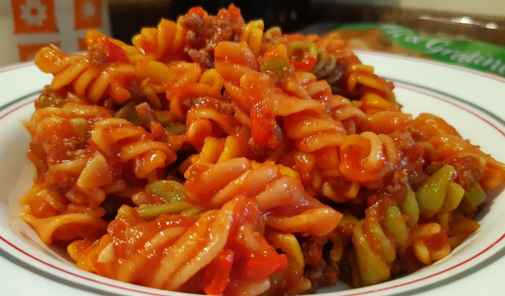 receta de espirales de colores con carne picada, receta de pasta